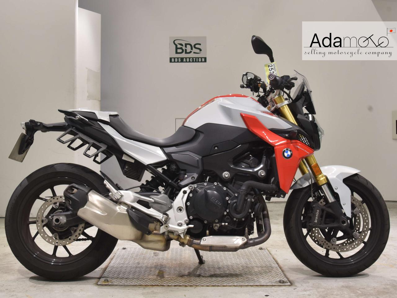 BMW F900R - Adamoto - Motorcycles from Japan